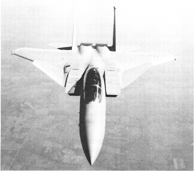 Pilots Question Combined Flight Testing, Page:  - December 12, 1983 | Aviation Week