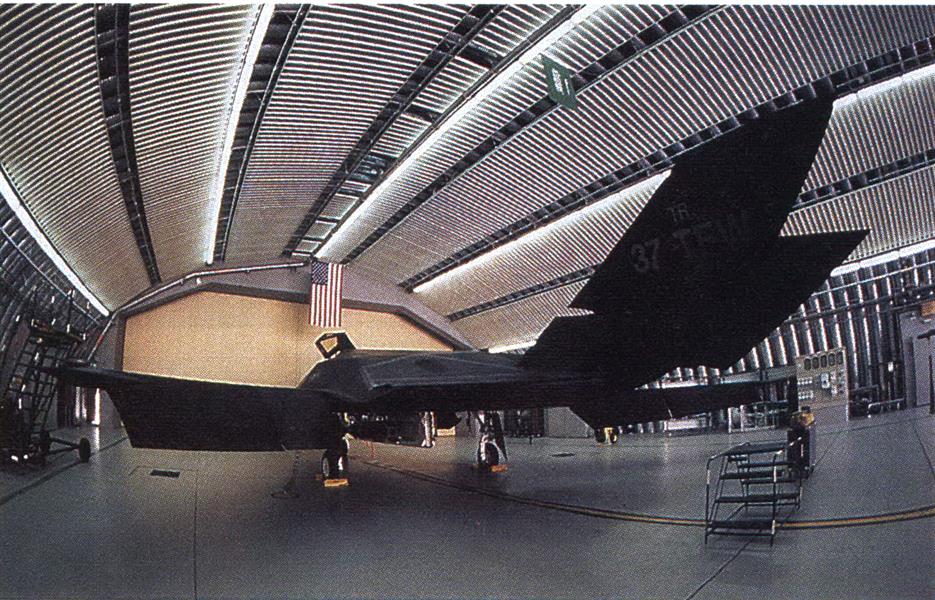F-117a Pilots Conduct Precision Bombing in High Threat Environment, Page:  - APRIL 22, 1991 | Aviation Week